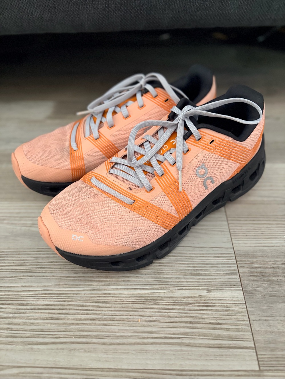 On Cloud Cloudgo women’s shoe size 9.5